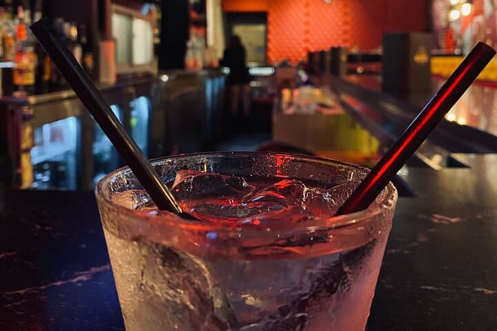 Minneapolis Bar Tour: Riverfront Pubs & Local Tastings Walk photo 2