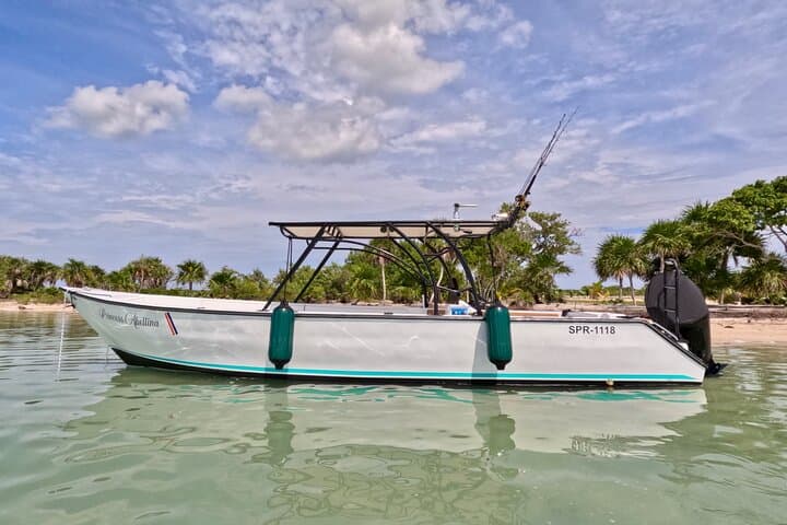 Private Boat Day Around San Pedro: Snorkel, Shark Ray Alley & Secret Beaches photo 2