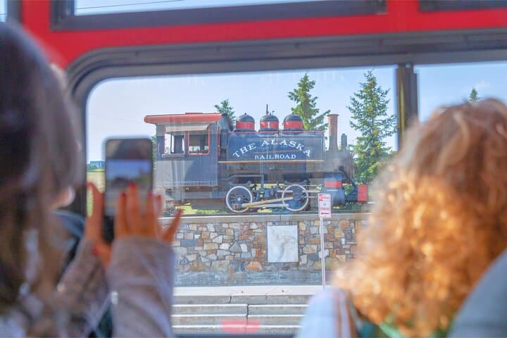 Anchorage Trolley Tour: Scenic City Highlights and Local Insights in 60 Minutes photo 6