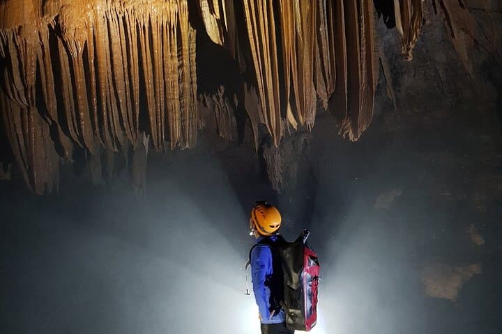 Kayak the Phong Nha Underground River: 4.5 km Cave Adventure photo 6