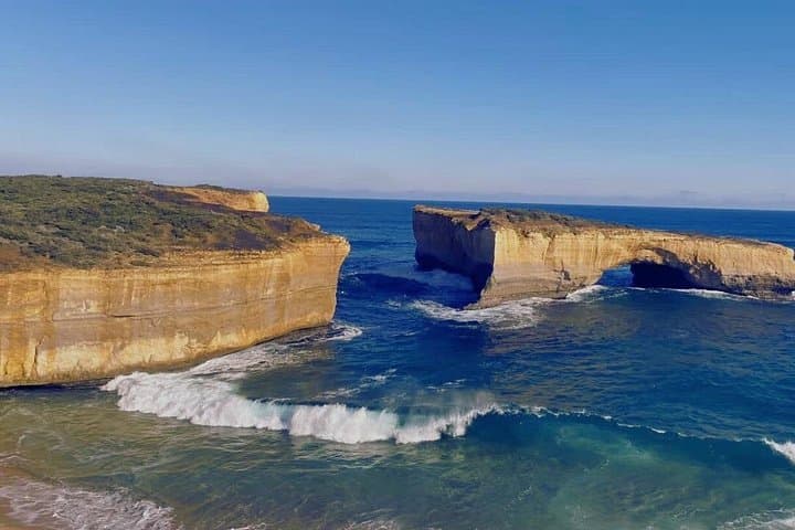 Great Ocean Road Luxury Day Trip: 12 Apostles, Lorne & Loch Ard Gorge photo 2