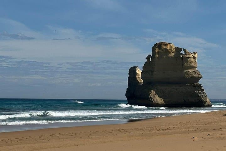 Great Ocean Road Luxury Day Trip: 12 Apostles, Lorne & Loch Ard Gorge photo 3