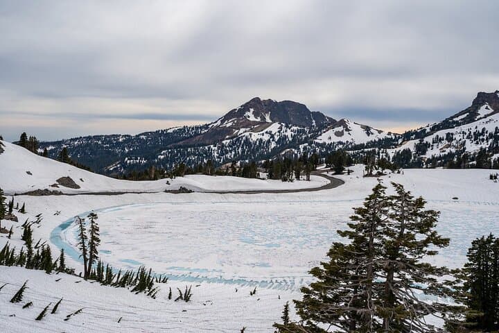 Drive Lassen Volcanic National Park: Self-Guided Audio Tour of Peaks, Hot Springs & Lakes photo 6