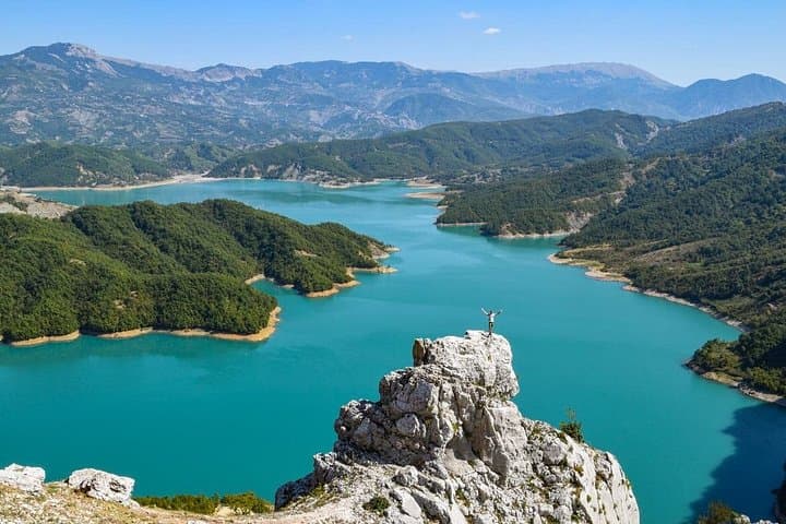 Bovilla Lake and Gamti Mountain: Full-Day Hiking Adventure from Tirana photo 2