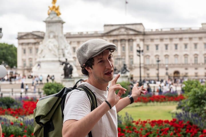 Westminster Private Walking Tour & Skip-the-Line Abbey Entry — London Highlights photo 5