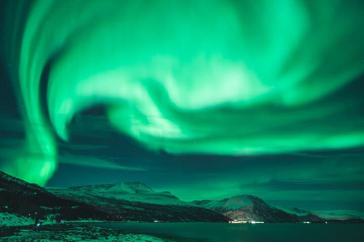 Chasing the Aurora: Tromsø Northern Lights Bus Tour photo 4