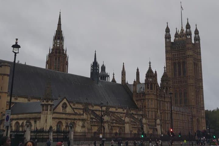 Westminster Abbey & Changing of the Guard: Private Royal London Tour photo 4