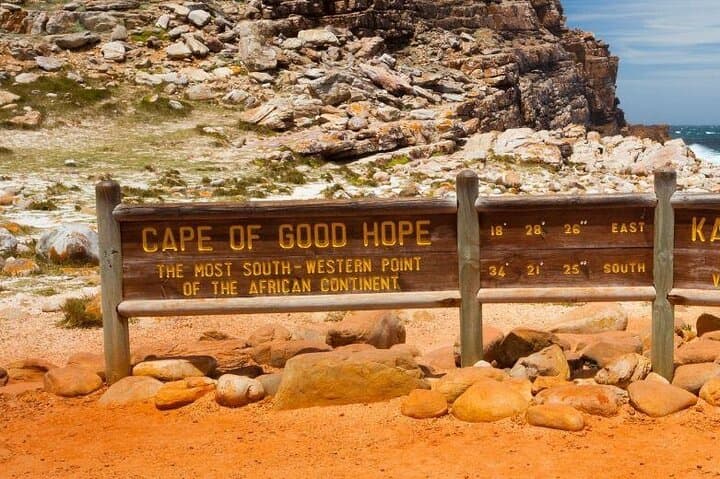 Cape Peninsula Full-Day: Penguins, Cape Point & Table Mountain Cable Car photo 2