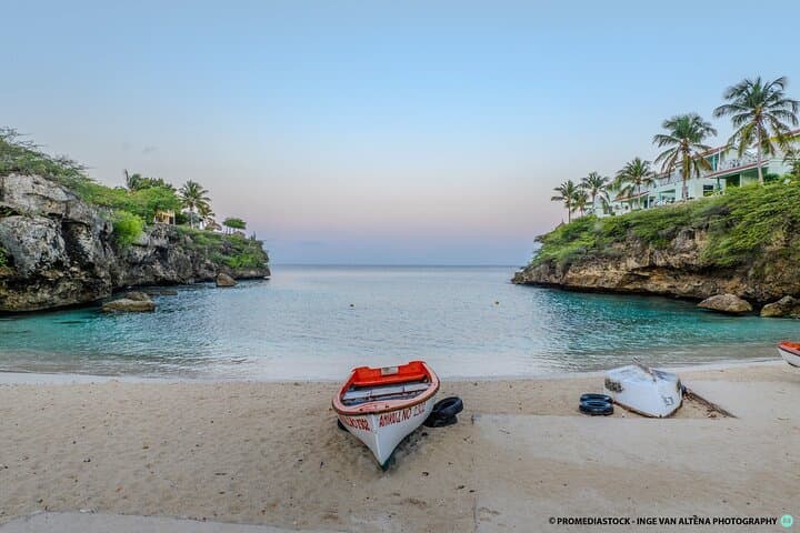 Inside Curaçao: A Private Guided Island Tour to Beaches, Turtles & Flamingos