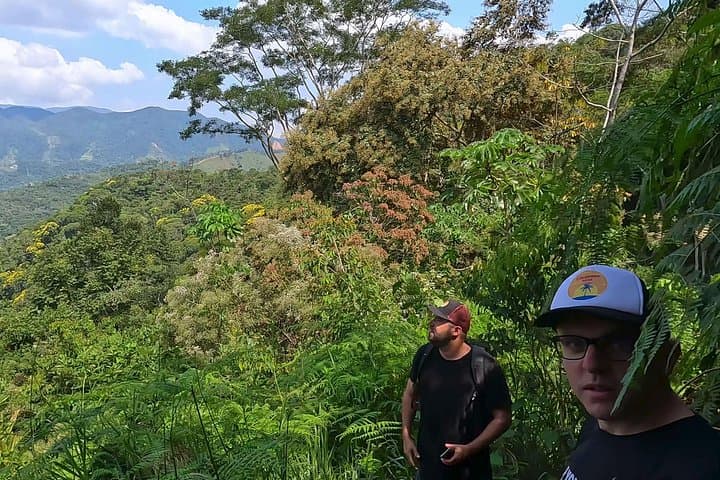 Swim Under El Tagual: Day Hike and Waterfall Swim from Medellín photo 5