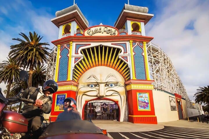 Melbourne Sidecar Sightseeing Tour: St Kilda & City Sights photo 2