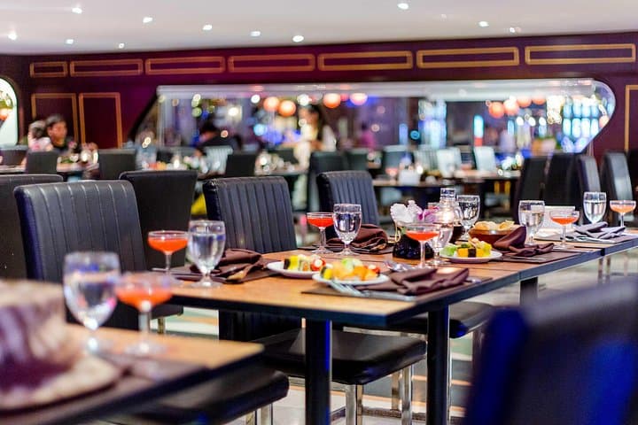 Moonlit Dinner on the Chao Phraya: White Orchid River Cruise in Bangkok photo 6