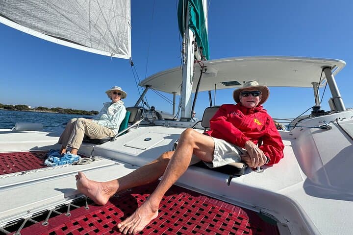 Sunset Catamaran Sail in San Diego: 2.5-Hour Small-Group Cruise with Drinks photo 3