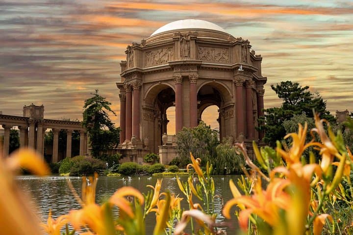 Palace of Fine Arts to Golden Gate Bridge: Self-Guided Audio Walking Tour photo 3