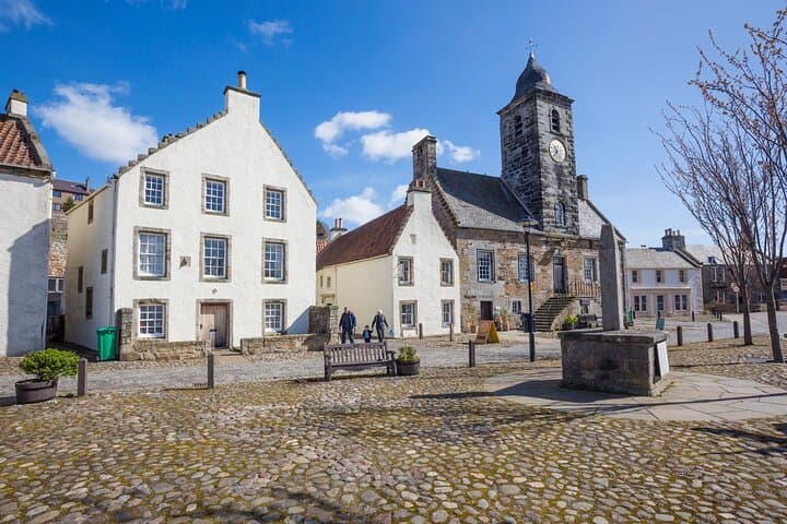 Outlander Castles Day Tour from Glasgow: Doune, Midhope & Blackness photo 6