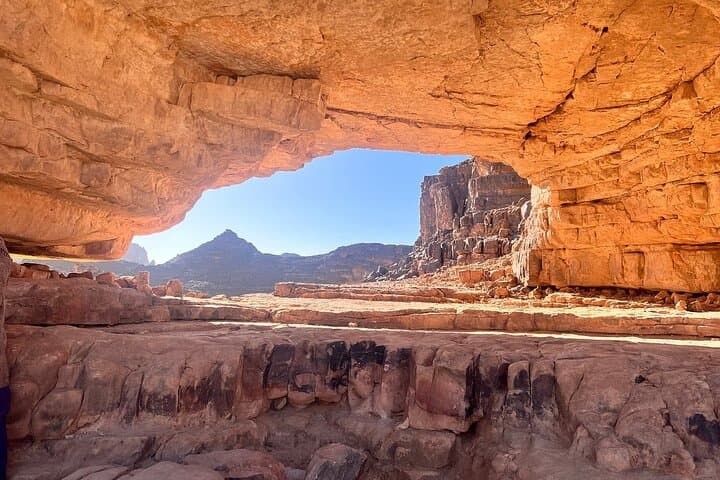 Saharan Escape: 8-Day Private Djanet Desert Stay & Tuareg Bivouac photo 4