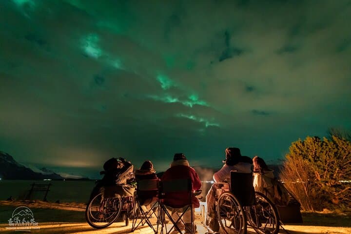 Tromsø Aurora Tour for All: Accessible Northern Lights Chase