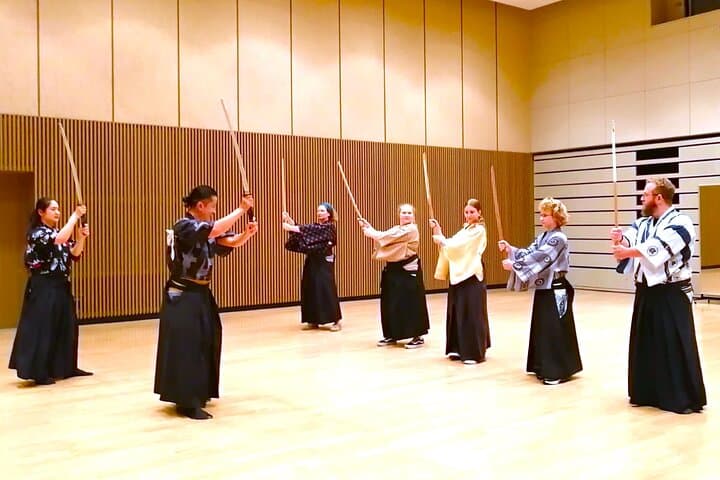 Authentic Samurai Sword Fight Experience in Tokyo — Hands-On Samurai Sword Fighting Class photo 6