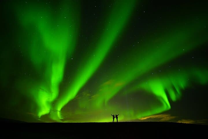 Reykjavík Evening Lava Tunnel & Northern Lights Tour — Raufarhólshellir Adventure photo 3