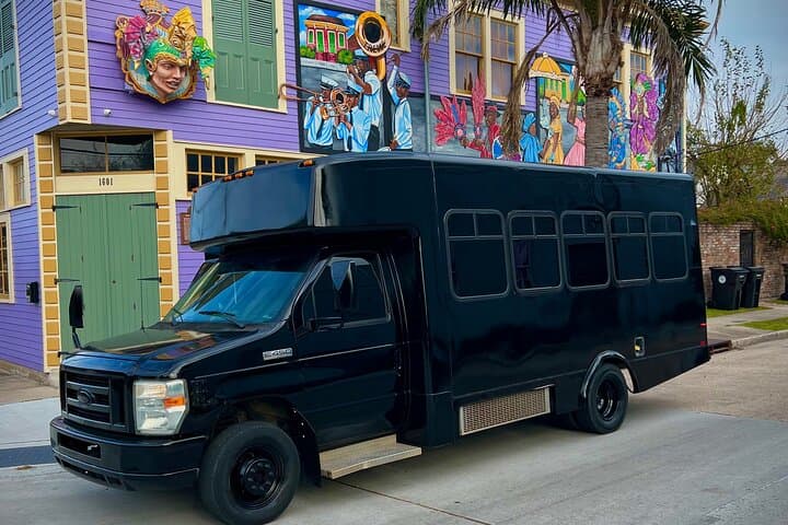 NOLA Party Bus Tour: French Quarter Nightlife & Culture Cruise