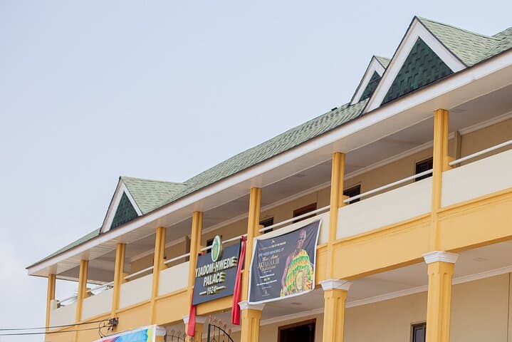 Koforidua Walking Tour: Discover Markets, Palaces & Local Life in Ghana's Eastern Region photo 2