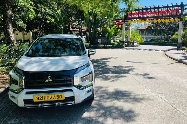 Private Transfer from Da Nang to Ba Na Hills & Golden Bridge — Round-Trip Guided Transfer photo 3