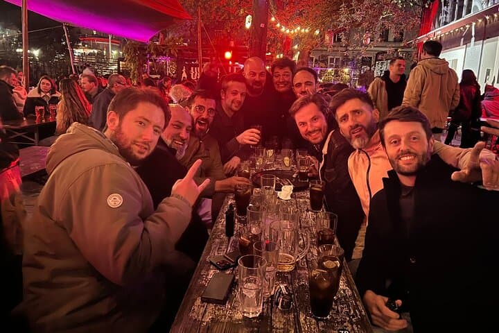 Berlin Night Pub Crawl: Shots, Clubs & Party Through the City photo 4