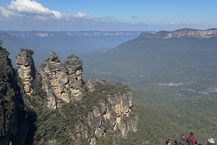 Blue Mountains Day Tour from Sydney: Scenic World, Three Sisters & Sydney Zoo photo 2