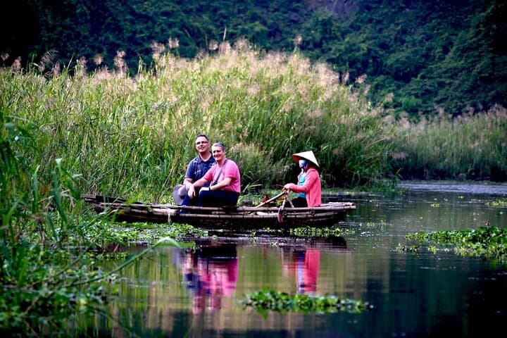 Day in Ninh Binh: Hoa Lu, Trang An Sampan & Mua Cave Climb photo 6
