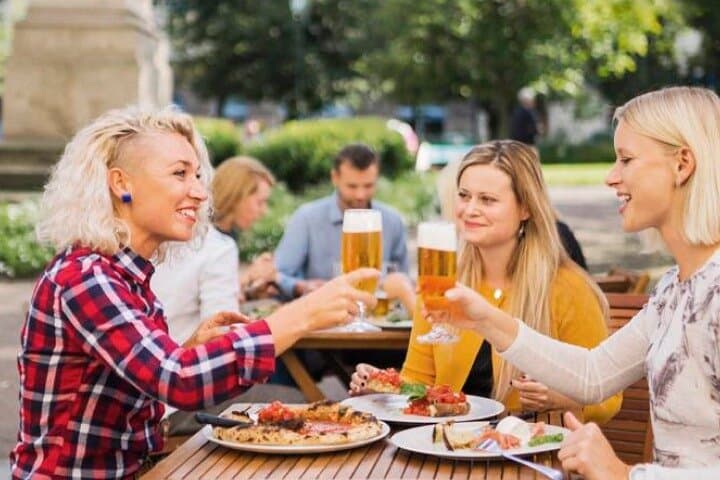 Self-Guided Pilsen Audio Walk: Synagogue, Cathedral Tower & Pilsner Tasting
