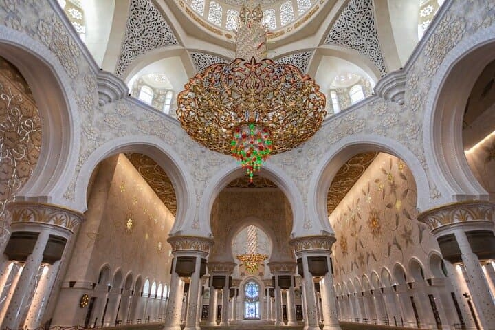 Sheikh Zayed Grand Mosque 5-Hour Guided Tour from Dubai — Architecture, Prayer & Practical Tips photo 6