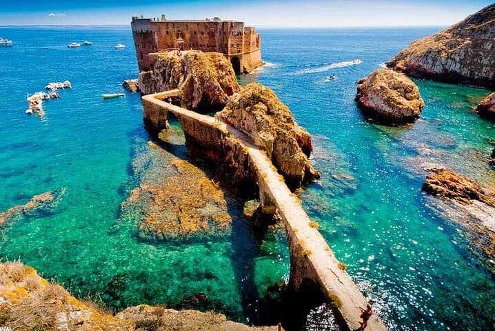 Berlengas Island Catamaran Tour from Peniche — Day Cruise to a UNESCO Biosphere Reserve