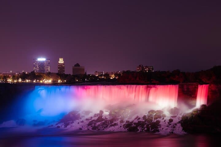 Niagara Falls Private Tour with Portuguese Guide — Full-Day Walk & Winery Visit photo 5
