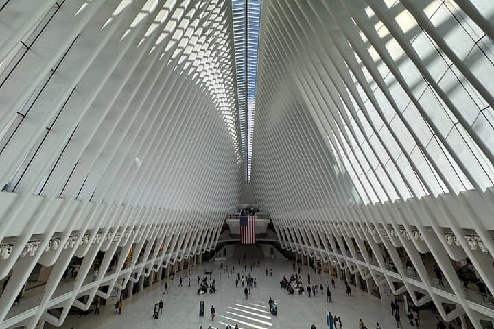 Exploring NYC’s Financial District: Architecture Walking Tour from Battery Park to Ground Zero