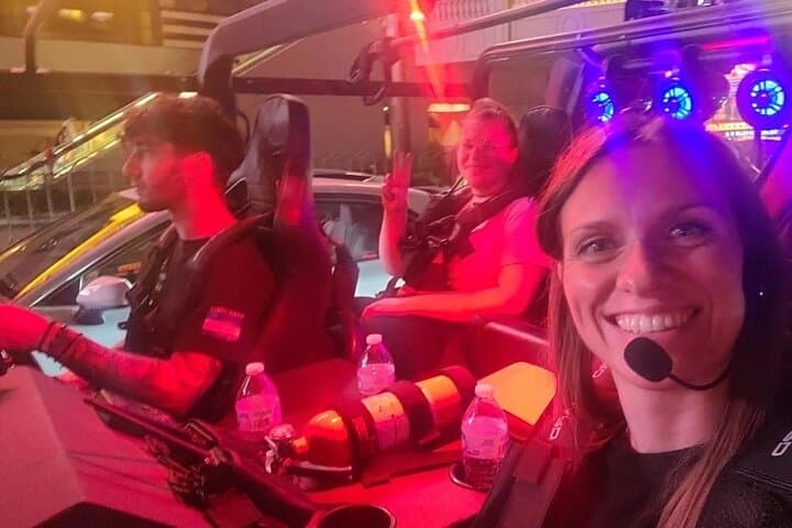 Las Vegas Strip Hummer Night Tour: Military Hummer Sightseeing & Fremont Street Stops photo 5