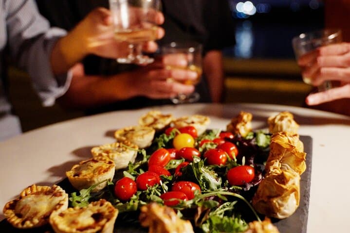 Lisbon Night Jeep Tour with Food & Drink Tastings photo 2