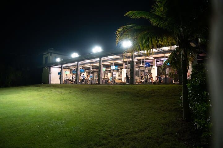 Sunset-to-Night Toptracer Golf in Cancún: Driving-Bay Fun After Dark photo 3
