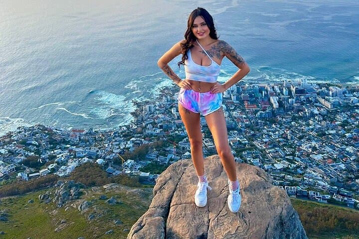Sunrise Hike Up Lion's Head: Cape Town Summit Coffee & 360° Views photo 4