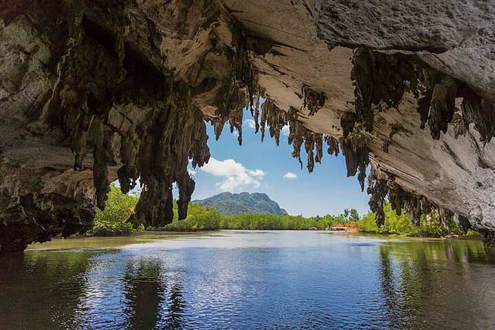 Phi Phi to James Bond Island: 2-Day Phuket Twilight Boat & Canoe Adventure photo 6