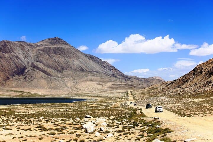 Pamir Highway Loop from Dushanbe: 6-Day Pamir Mountains & Wakhan Valley Adventure