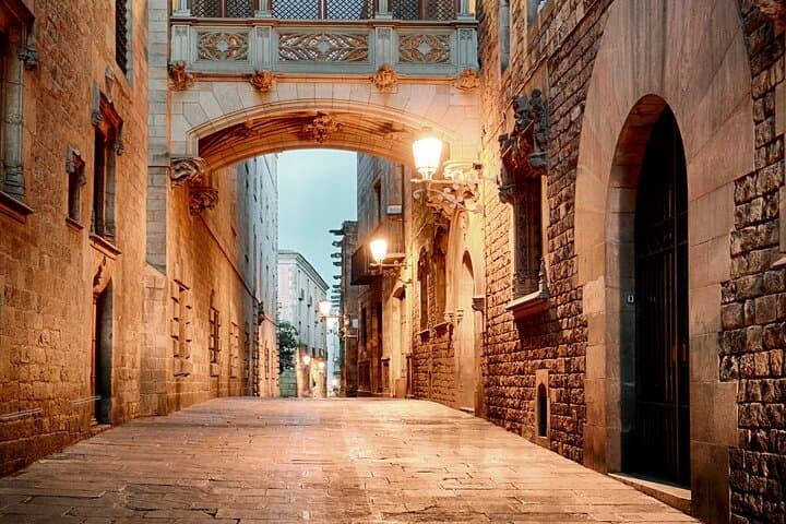 Barcelona Shadows Private Walking Tour: Gothic Quarter Ghosts & Dark History photo 2