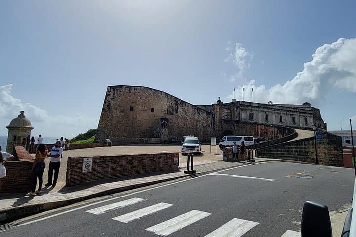 Old San Juan Sightseeing: 2-Hour Guided Tour of El Morro & Colonial Streets photo 2