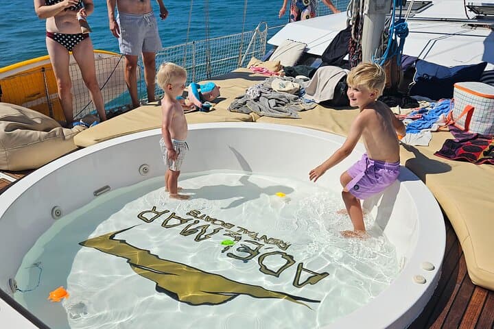 Torrevieja Catamaran Cruise: 2-Hour Jacuzzi, Swim & Snorkel Experience photo 5