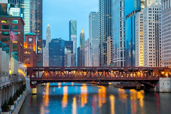 Self-Guided Chicago Scavenger Hunt: Navy Pier to Museum Campus photo 2