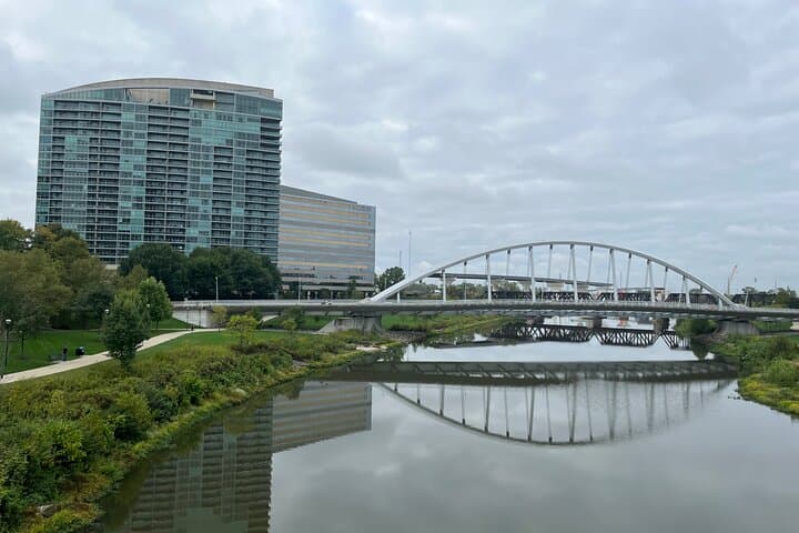 Columbus Shuttle Tour: Indian Run Falls & Watershed Distillery Hop-On Sightseeing photo 4