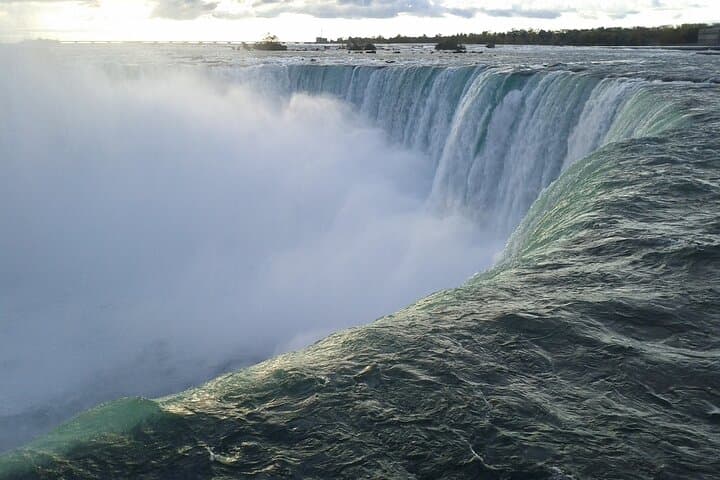 Niagara Falls Day Trip from NYC: Maid of the Mist & Niagara Falls State Park in One Day photo 2
