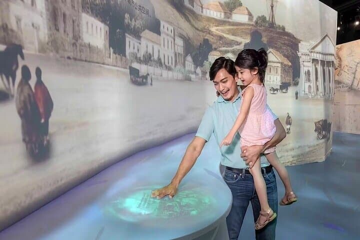 Singapore Flyer & Time Capsule: Sky-High Views and Interactive History photo 2