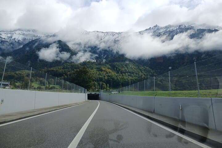 Touch the Alps: Snow Experience and Waterfall Sightseeing from Bern photo 4