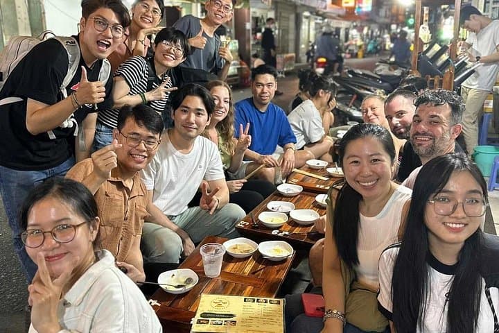 Saigon Scooter Seafood Crawl: 4-Hour Street Food Tour Through Districts 1 & 10 photo 3