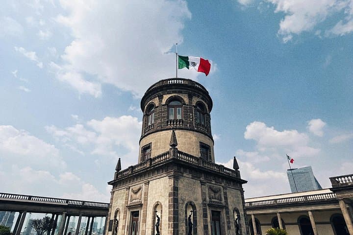 Chapultepec Walking Tour: Explore Mexico City's Historic Green Lung photo 4